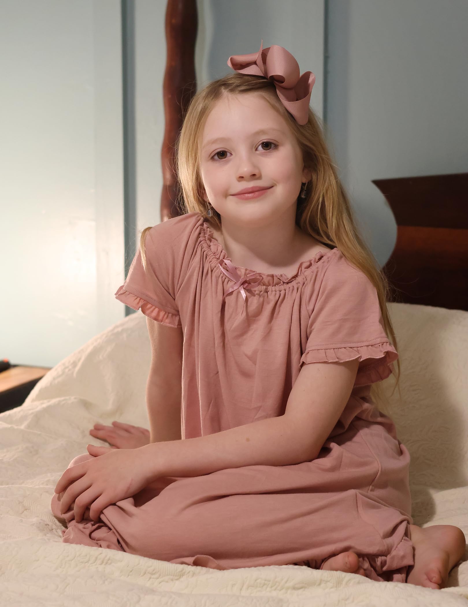 Oudiya Girls Short Sleeve Nightgowns Princess Sleepwear with Ruffled Hem Pajama Dress for Kids 3-12 Years