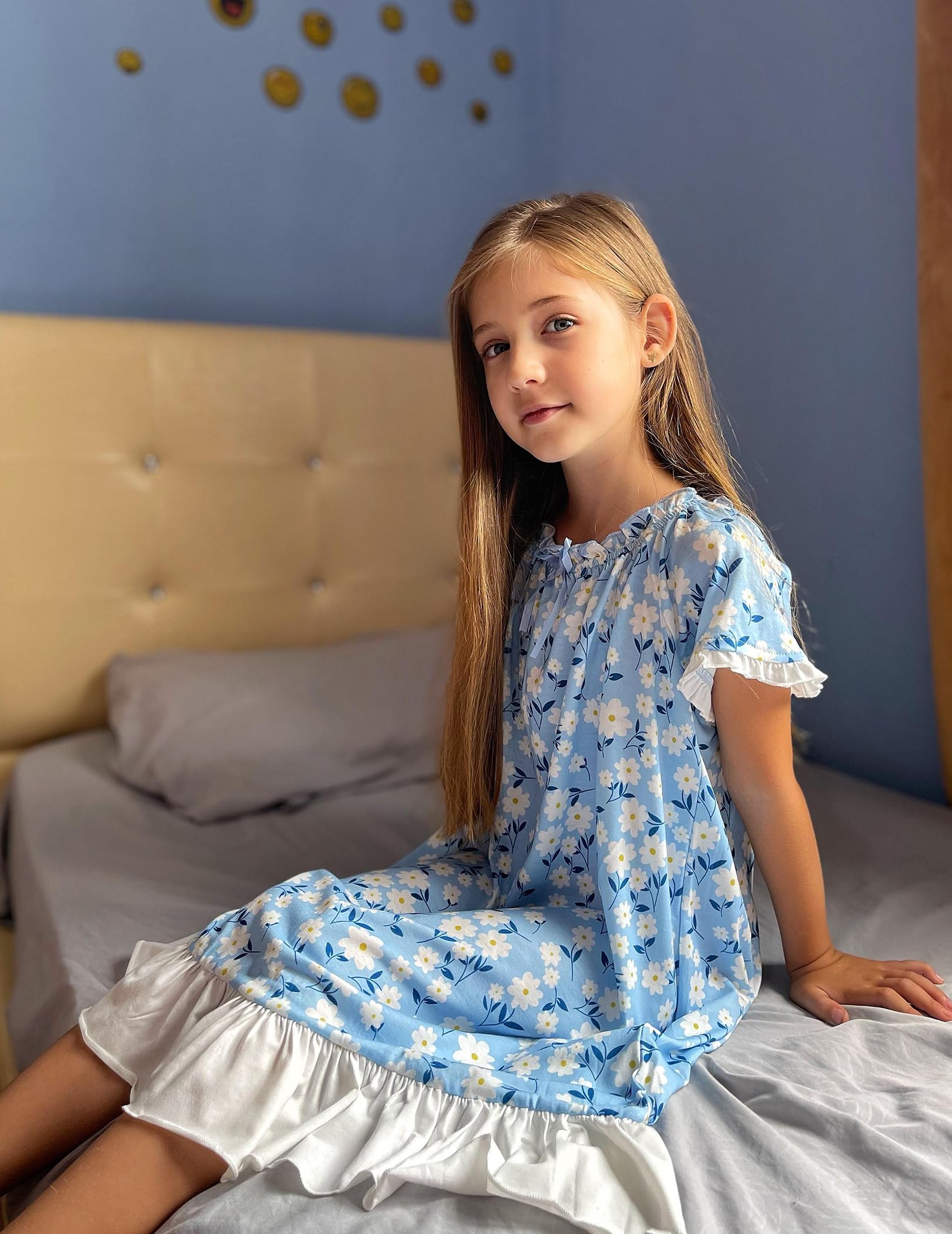 Oudiya Girls Short Sleeve Nightgowns Princess Sleepwear with Ruffled Hem Pajama Dress for Kids 3-12 Years